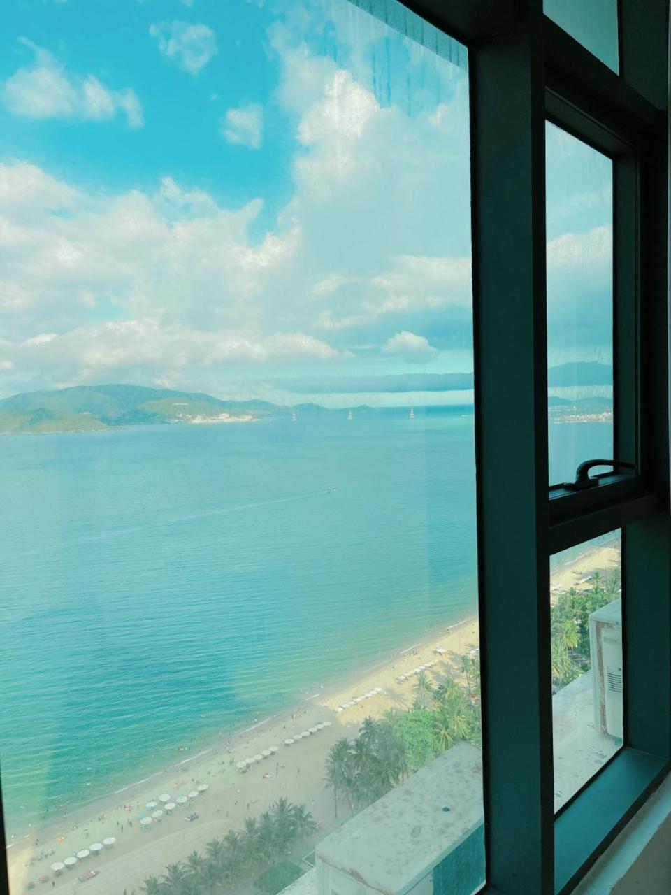 Gold Beach Nha Trang Apartment Buitenkant foto