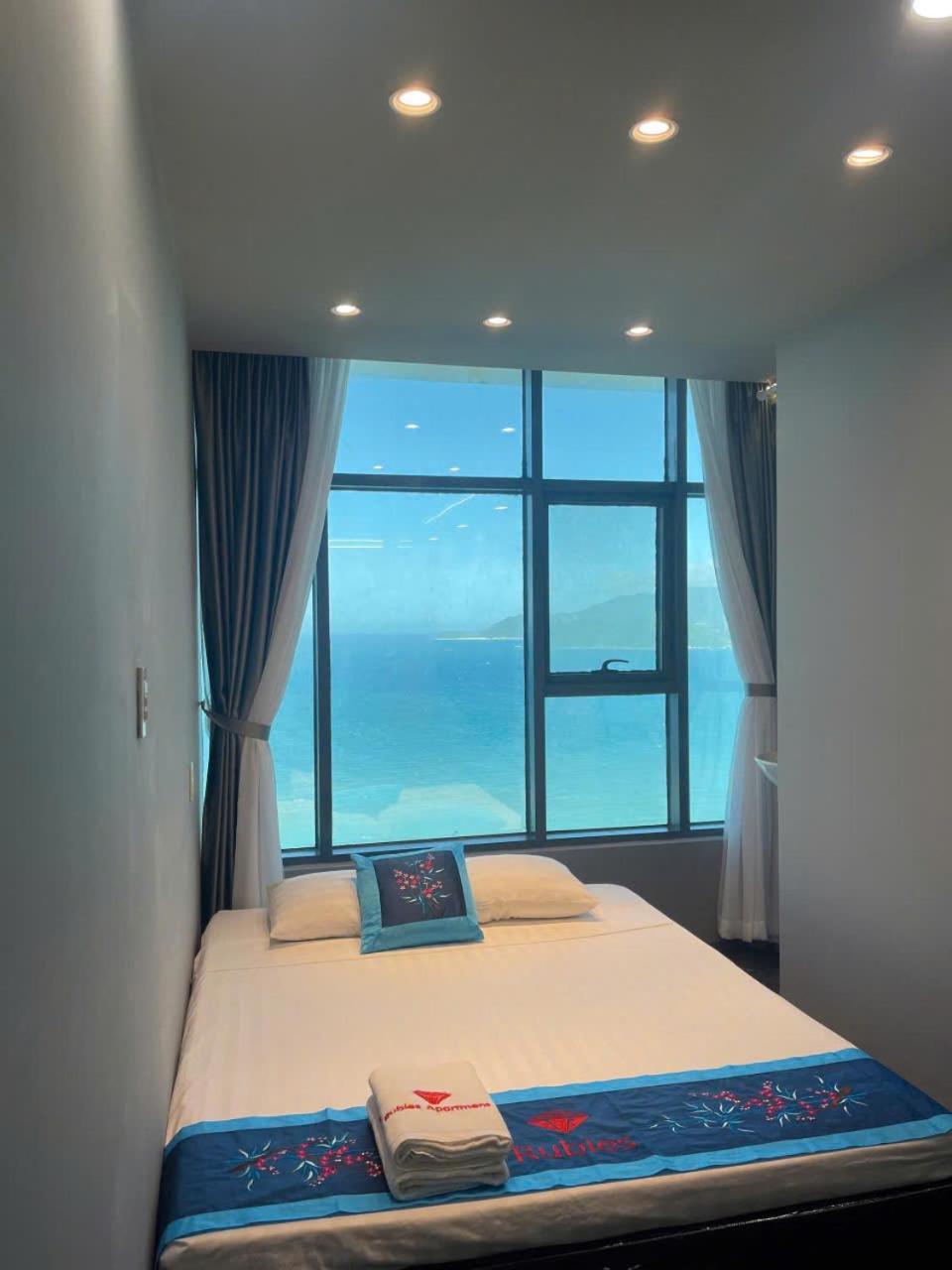 Gold Beach Nha Trang Apartment Buitenkant foto